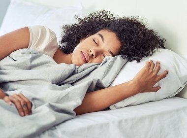 Một Giấc Ngủ Ngon Có Thể Giúp Ích Cho Sức Khoẻ Tim Của Bạn?